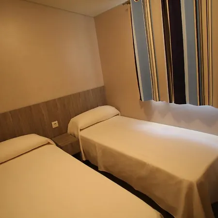 Y Mobil Homes Regio Campsite Santa Marta de Tormes