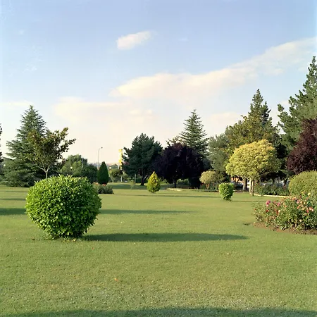 Y Mobil Homes Regio Campsite 4*