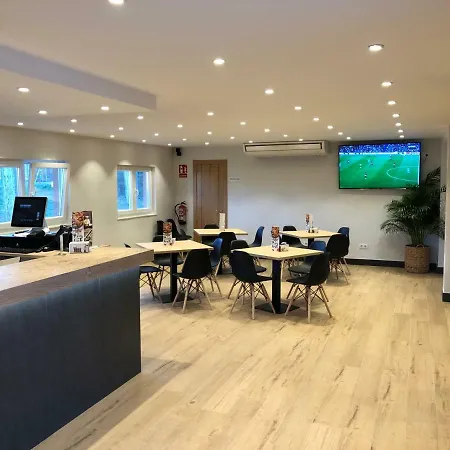 Campsite Y Mobil Homes Regio 4*