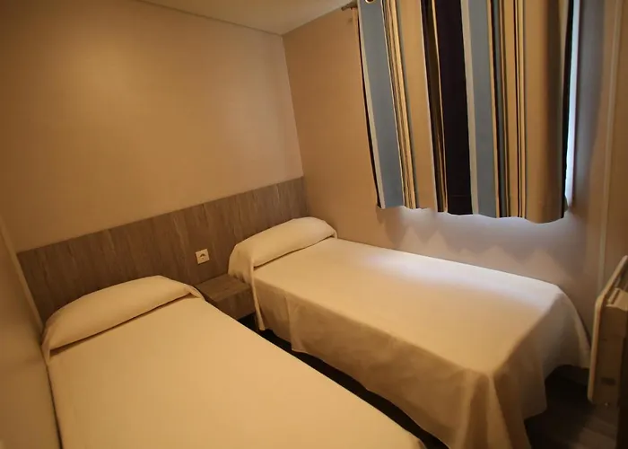 Y Mobil Homes Regio 캠프장 산타마리타데토르메스