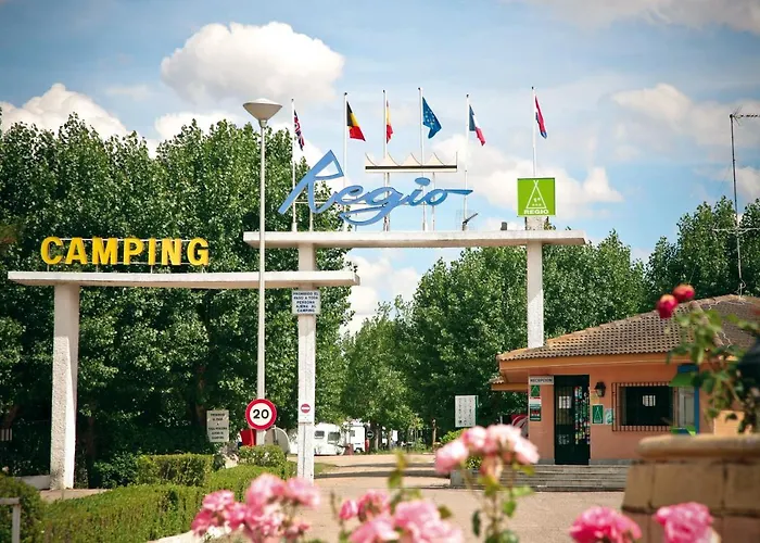 Y Mobil Homes Regio 산타마리타데토르메스