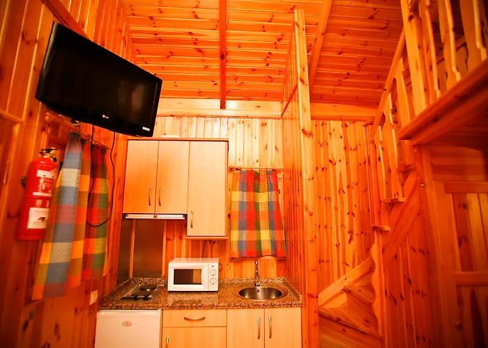 캠프장 Y Mobil Homes Regio 산타마리타데토르메스