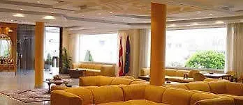 Parque de Campismo Y Mobil Homes Regio 4*