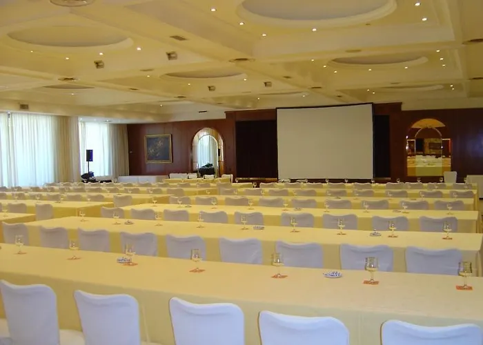 Parque de Campismo Y Mobil Homes Regio Santa Marta de Tormes